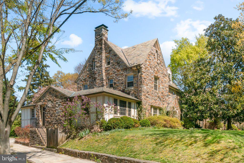 GUILFORD HISTORIC DISTRICT - Residential