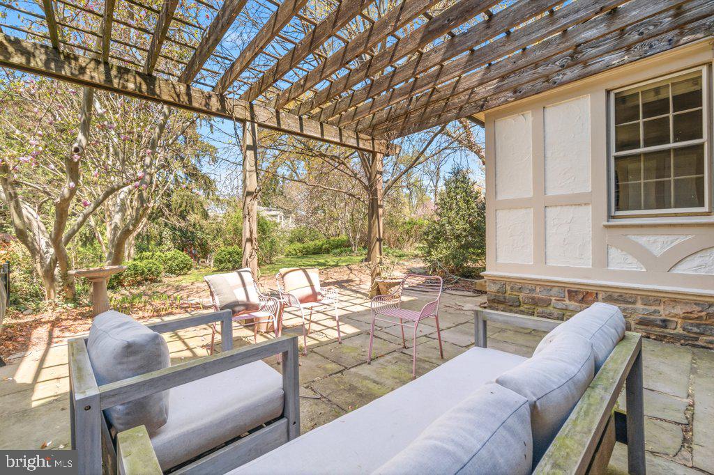 GUILFORD HISTORIC DISTRICT - Residential