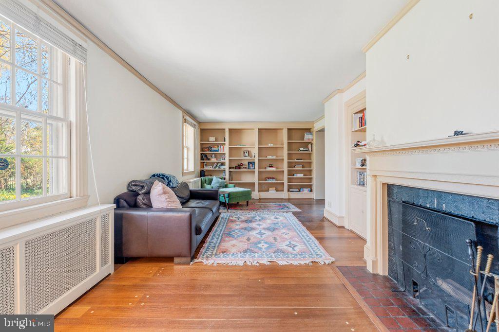 GUILFORD HISTORIC DISTRICT - Residential