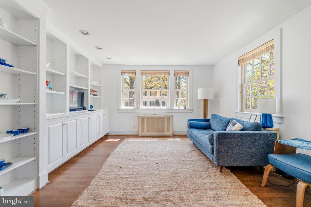 GUILFORD HISTORIC DISTRICT - Residential