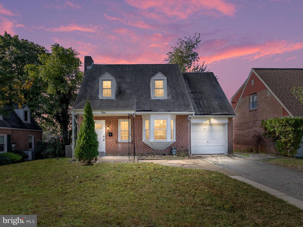 Photo of 12 N Stuyvesant Drive, WILMINGTON, DE 19809 (MLS # DENC2091682)