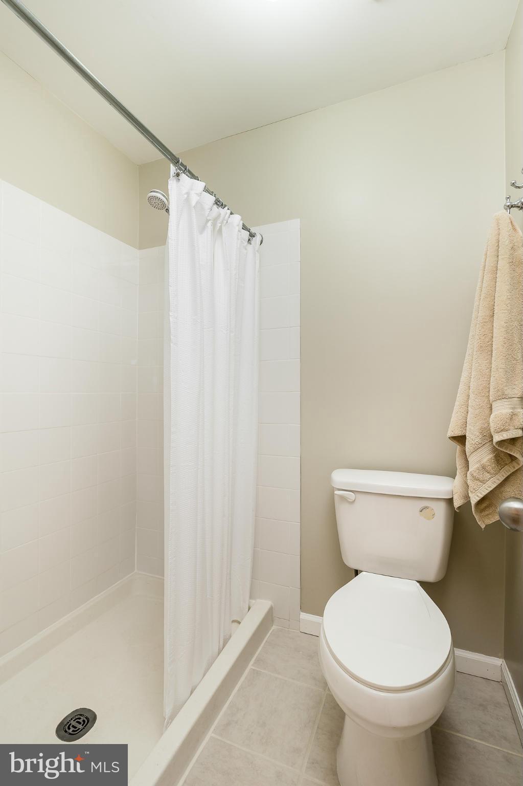 OAK TREE - Residential