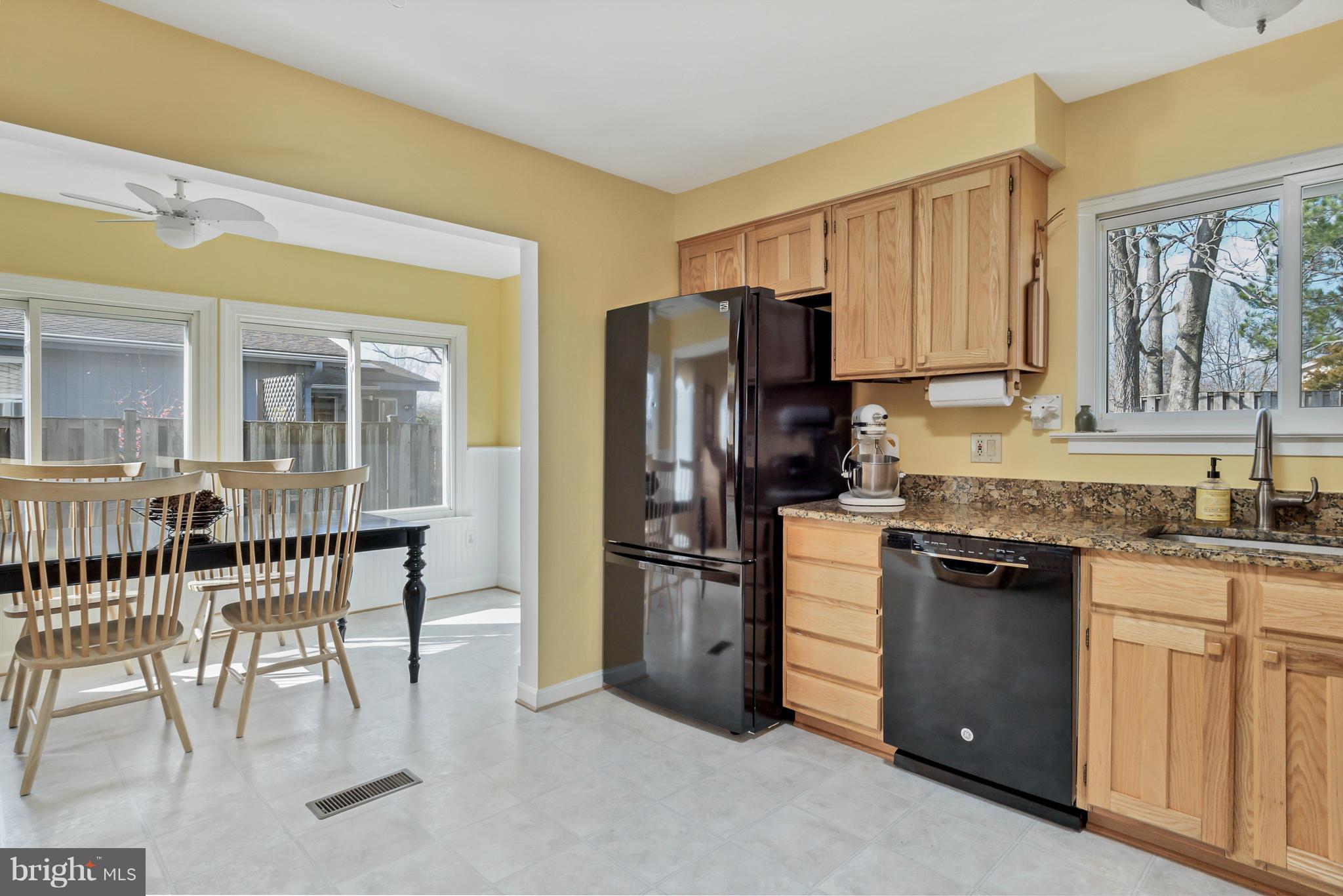 OAK TREE - Residential