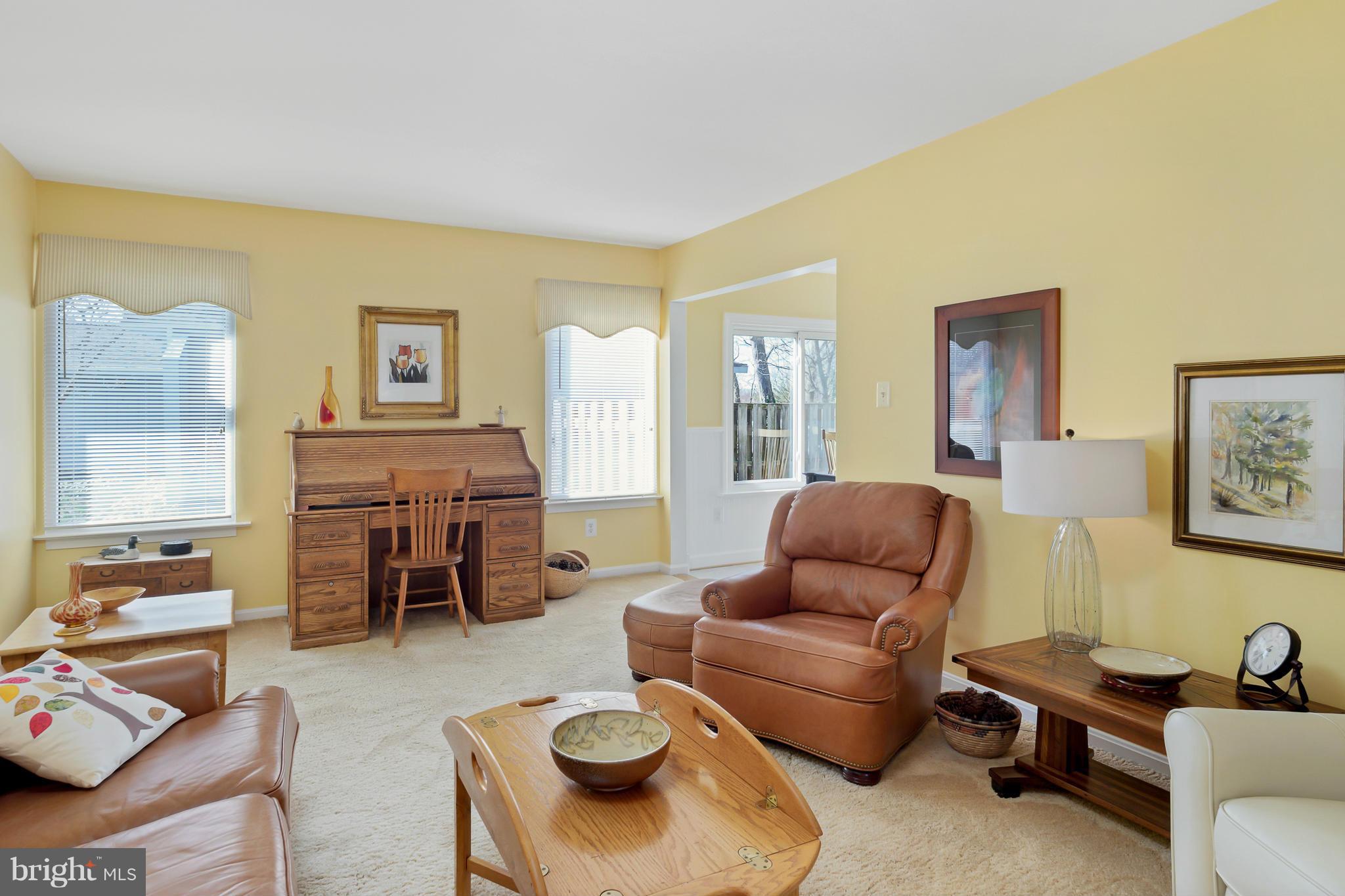 OAK TREE - Residential