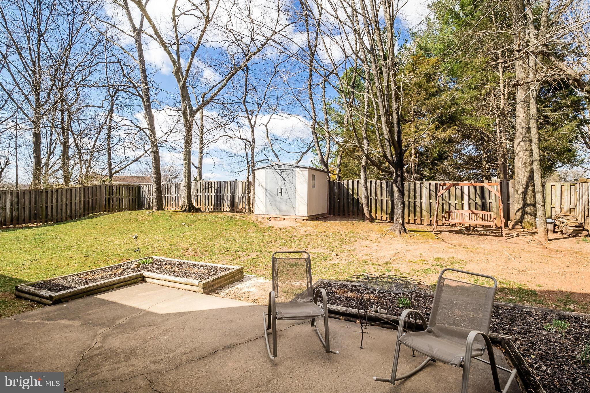 OAK TREE - Residential