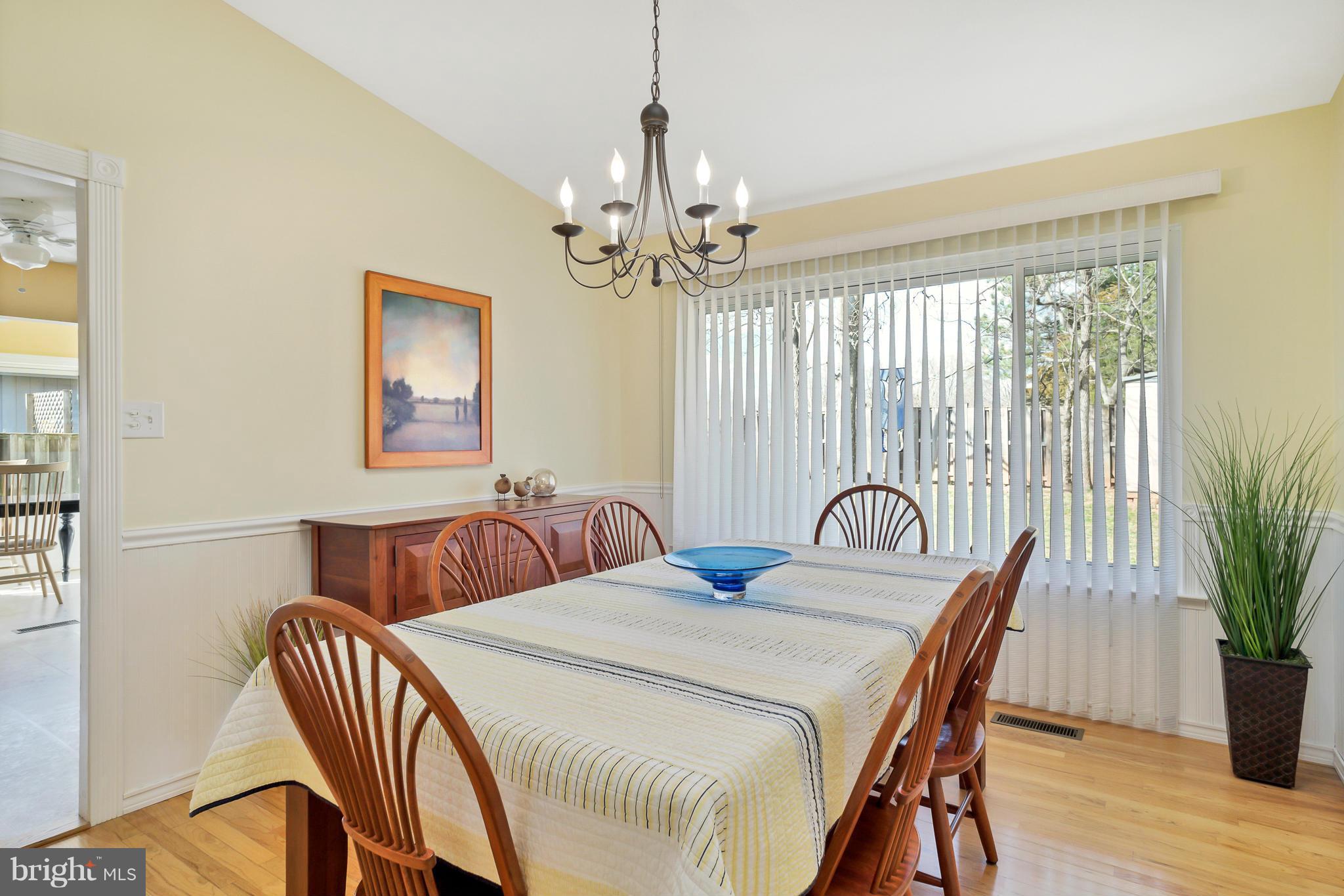 OAK TREE - Residential