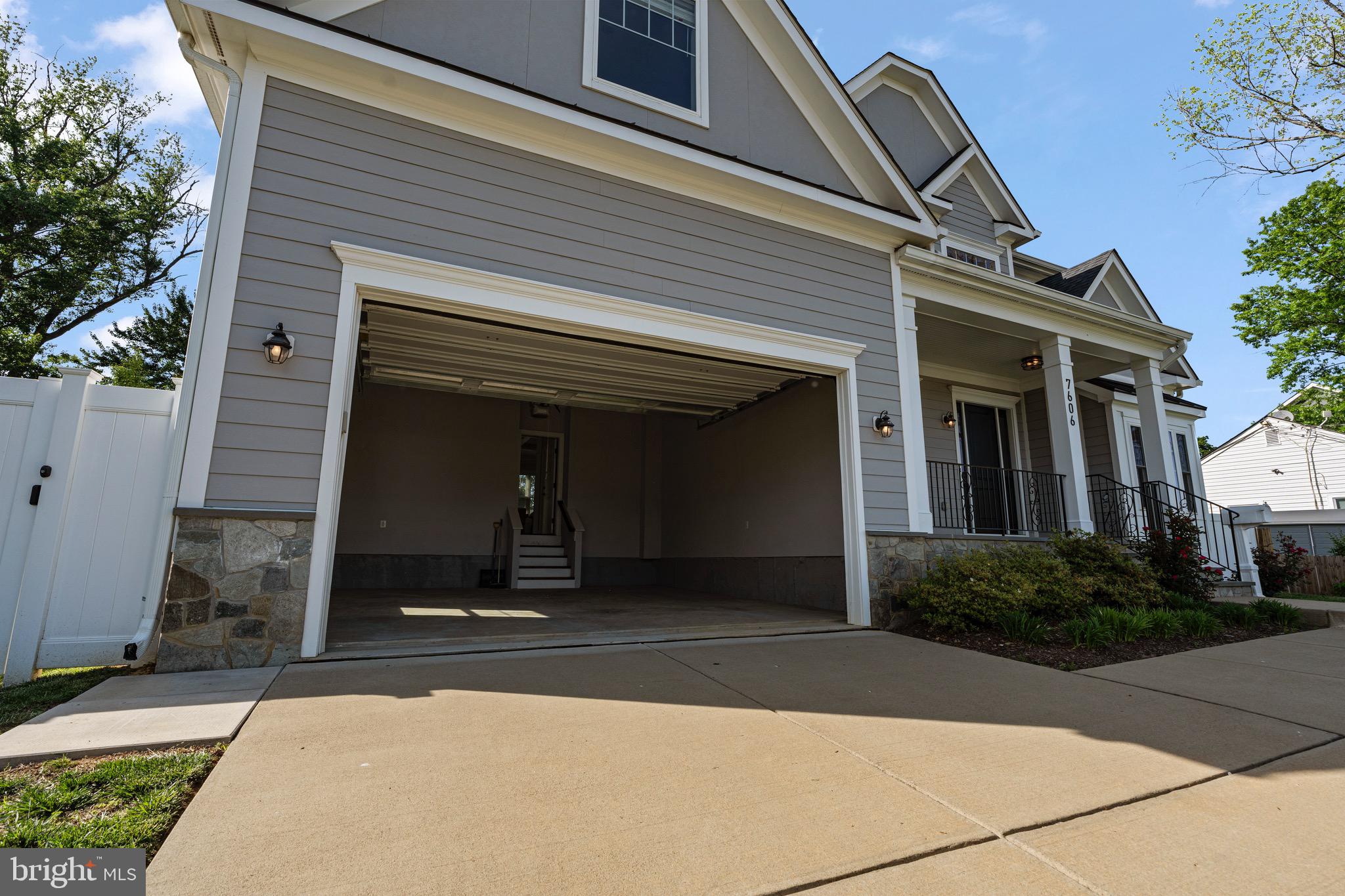 PIMMIT HILLS - Residential