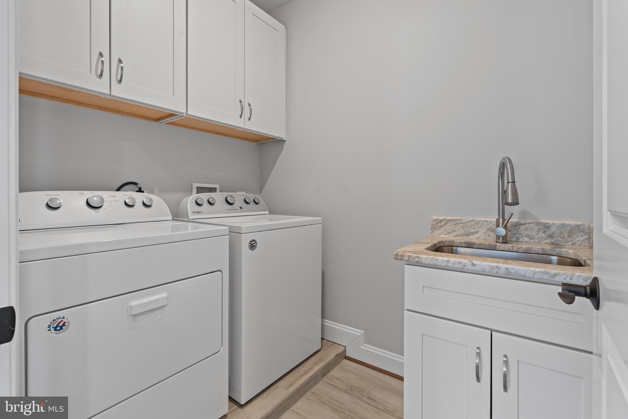 PIMMIT HILLS - Residential