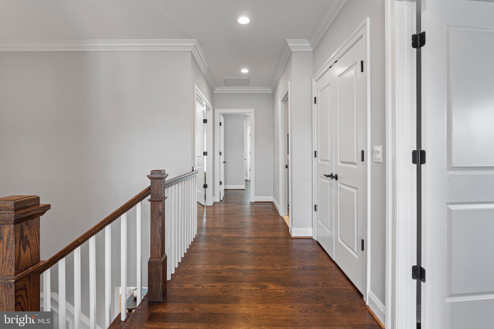 PIMMIT HILLS - Residential