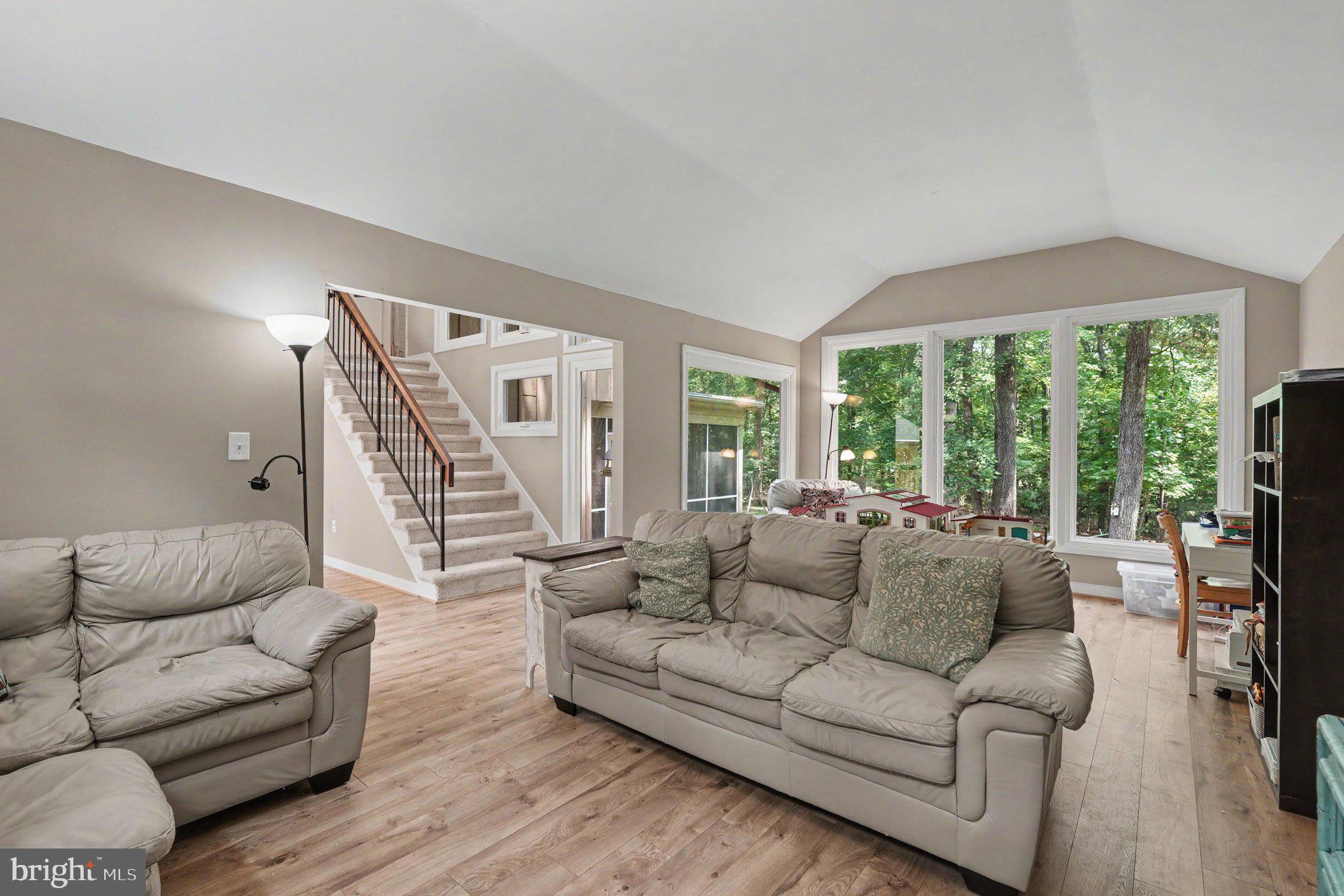 7005 RIVER ROAD