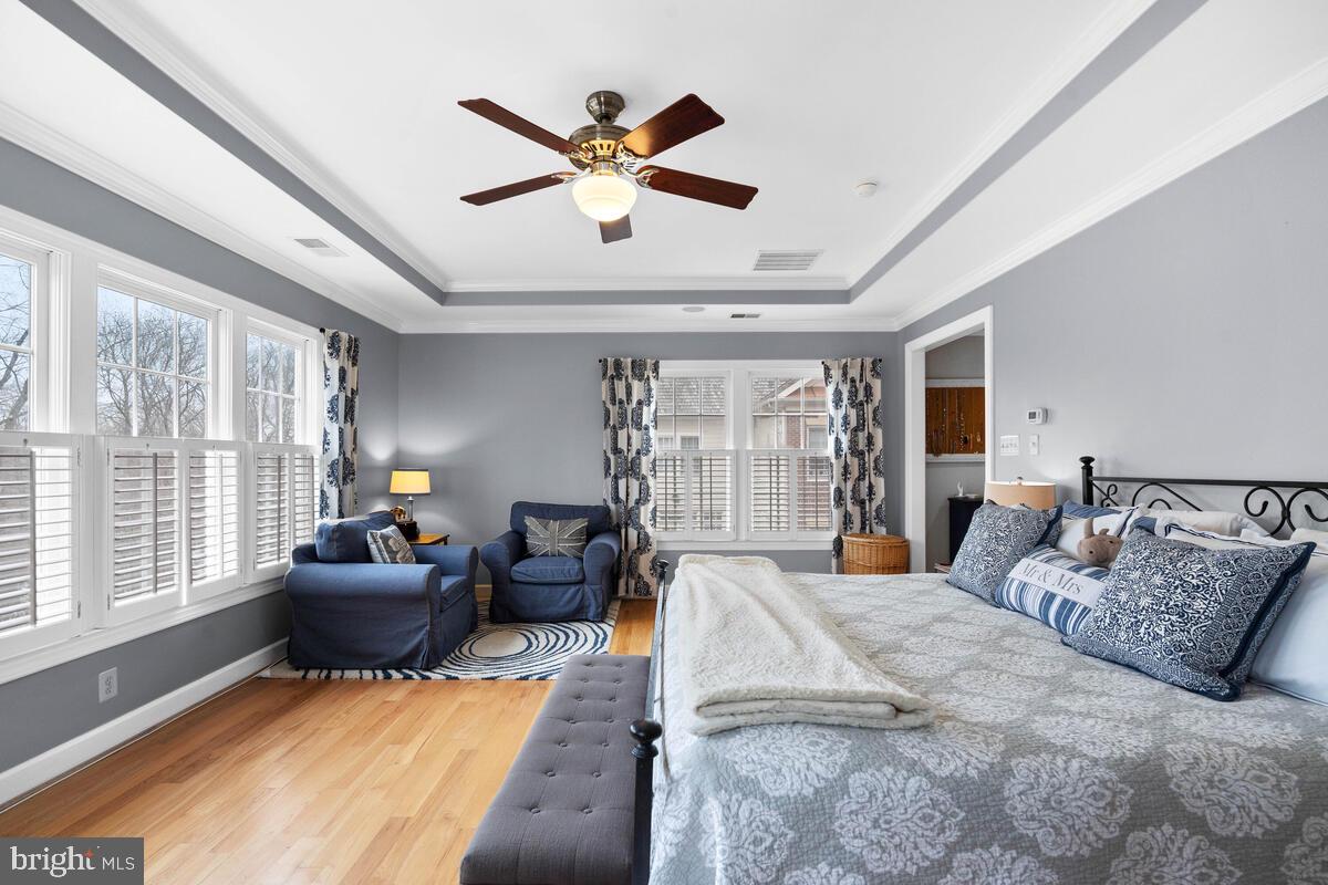 KENTLANDS GATEHOUSE - Residential