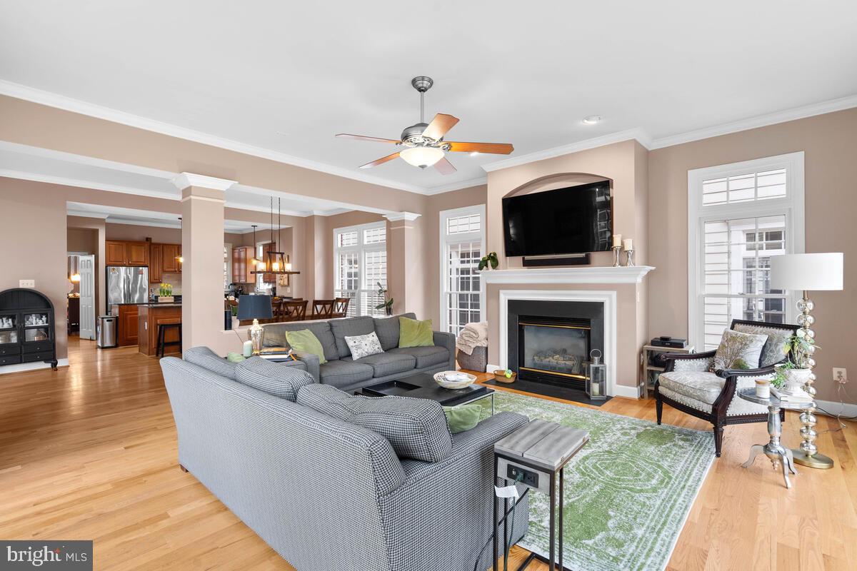 KENTLANDS GATEHOUSE - Residential