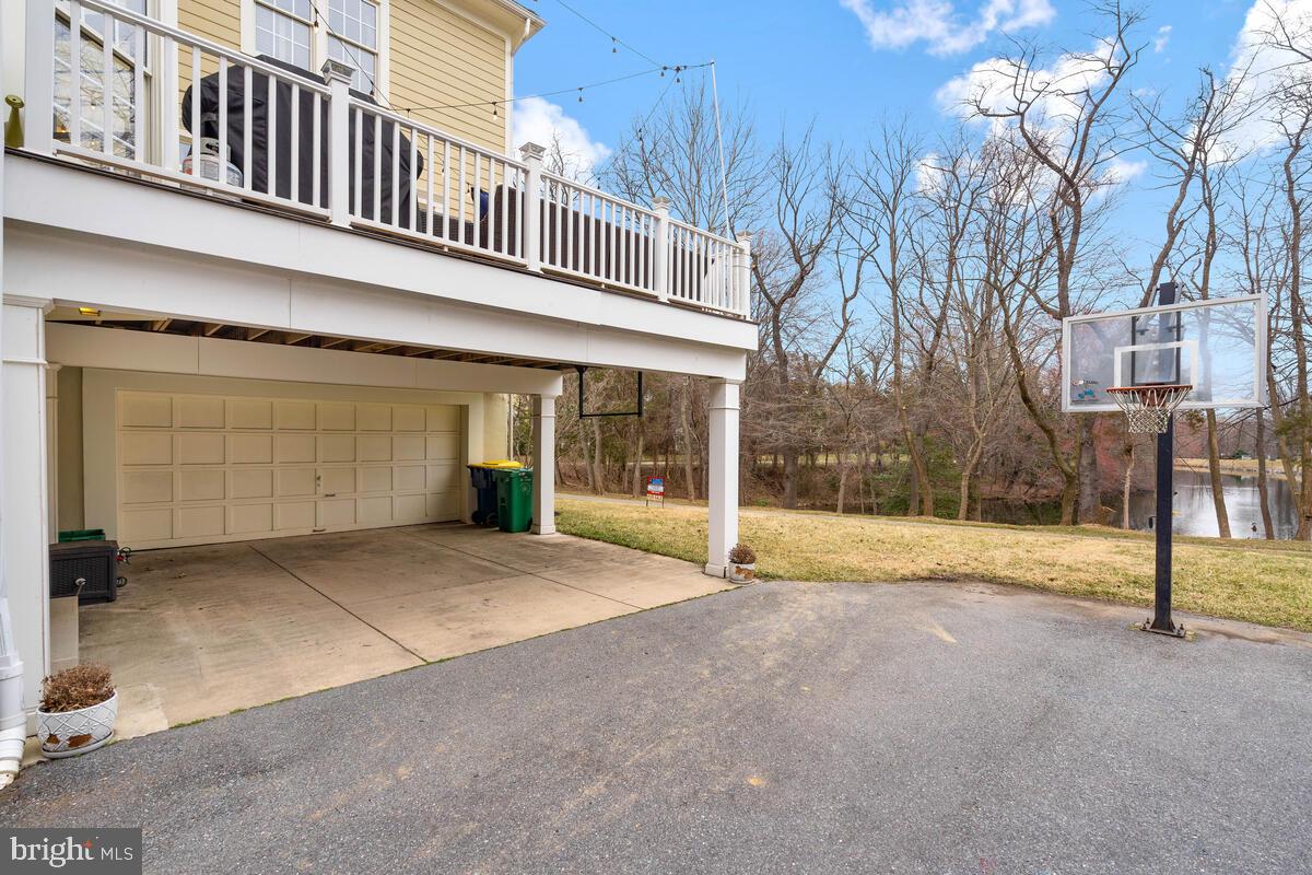 KENTLANDS GATEHOUSE - Residential