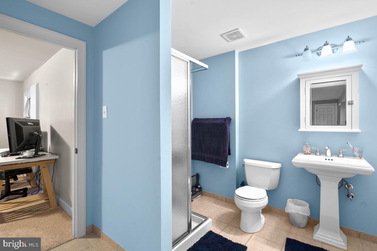 KENTLANDS GATEHOUSE - Residential