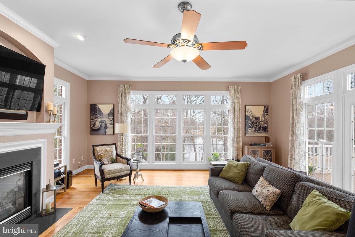 KENTLANDS GATEHOUSE - Residential