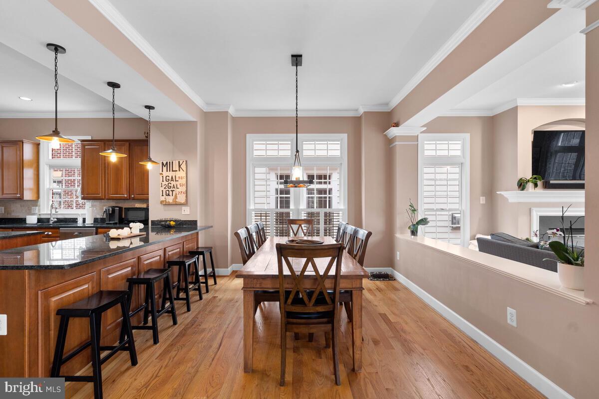 KENTLANDS GATEHOUSE - Residential