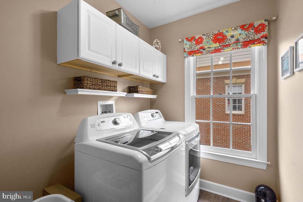 KENTLANDS GATEHOUSE - Residential