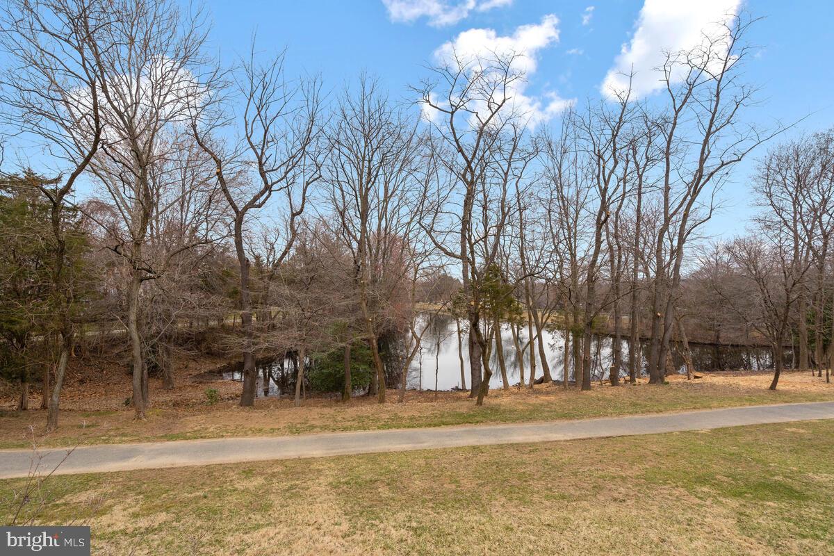 KENTLANDS GATEHOUSE - Residential