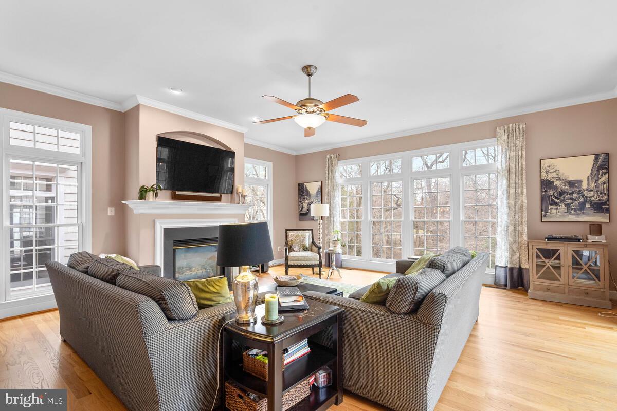 KENTLANDS GATEHOUSE - Residential