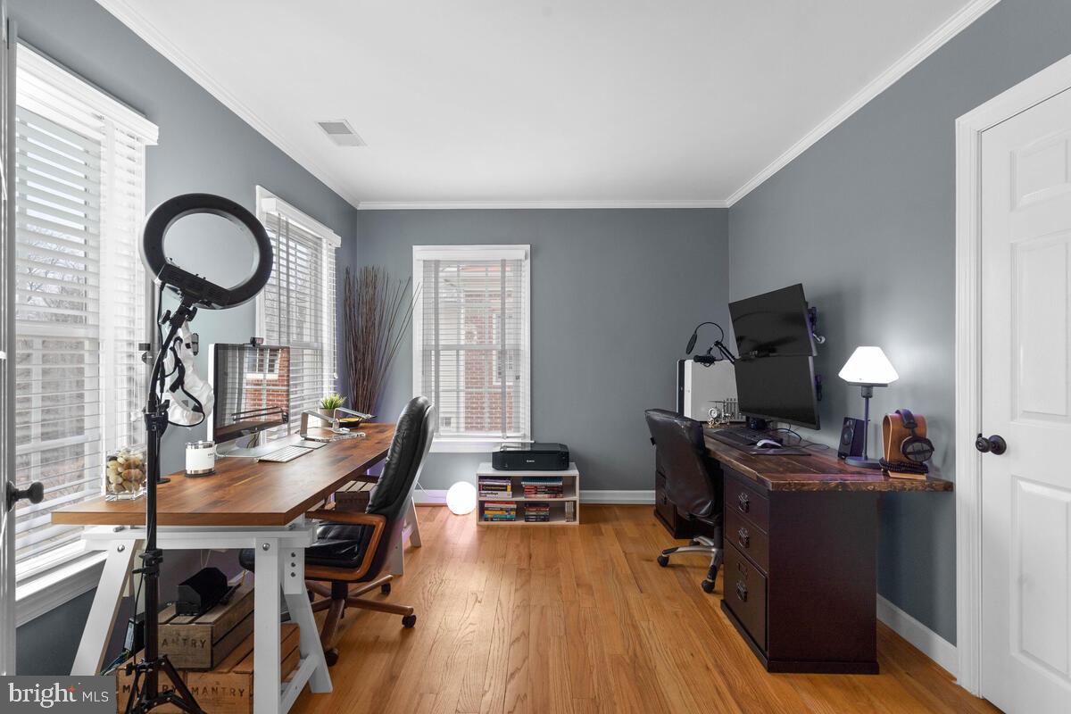 KENTLANDS GATEHOUSE - Residential