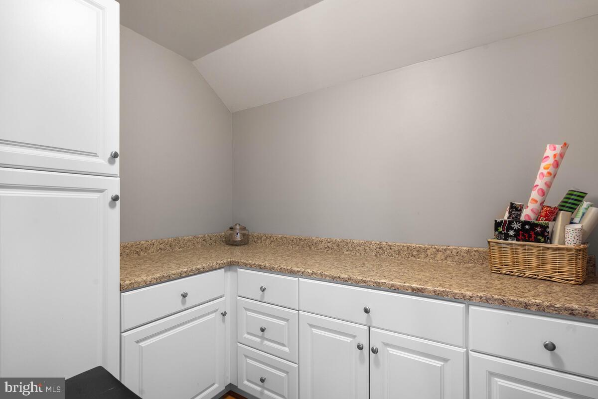 KENTLANDS GATEHOUSE - Residential