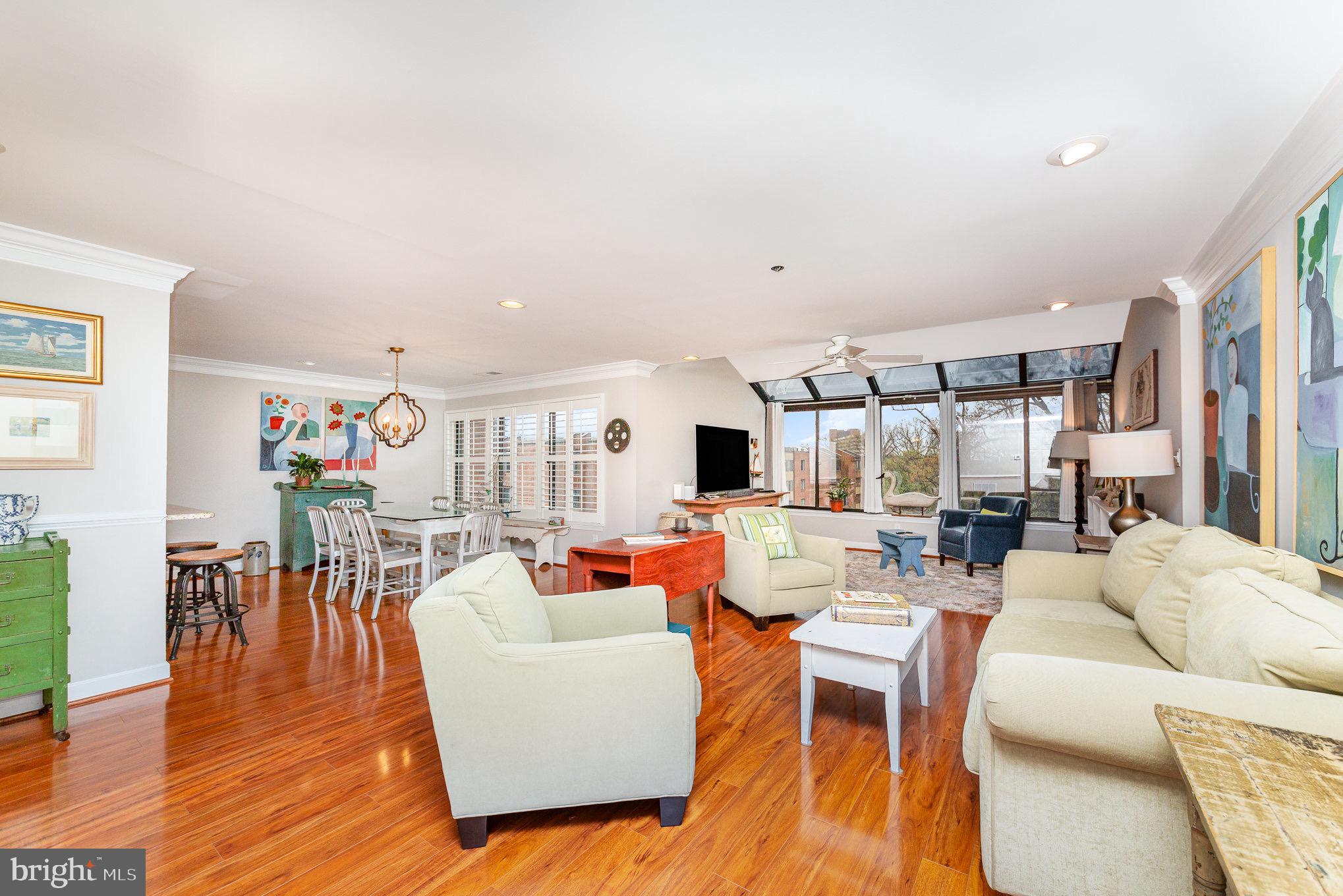 2 SOUTHERLY COURT 608
