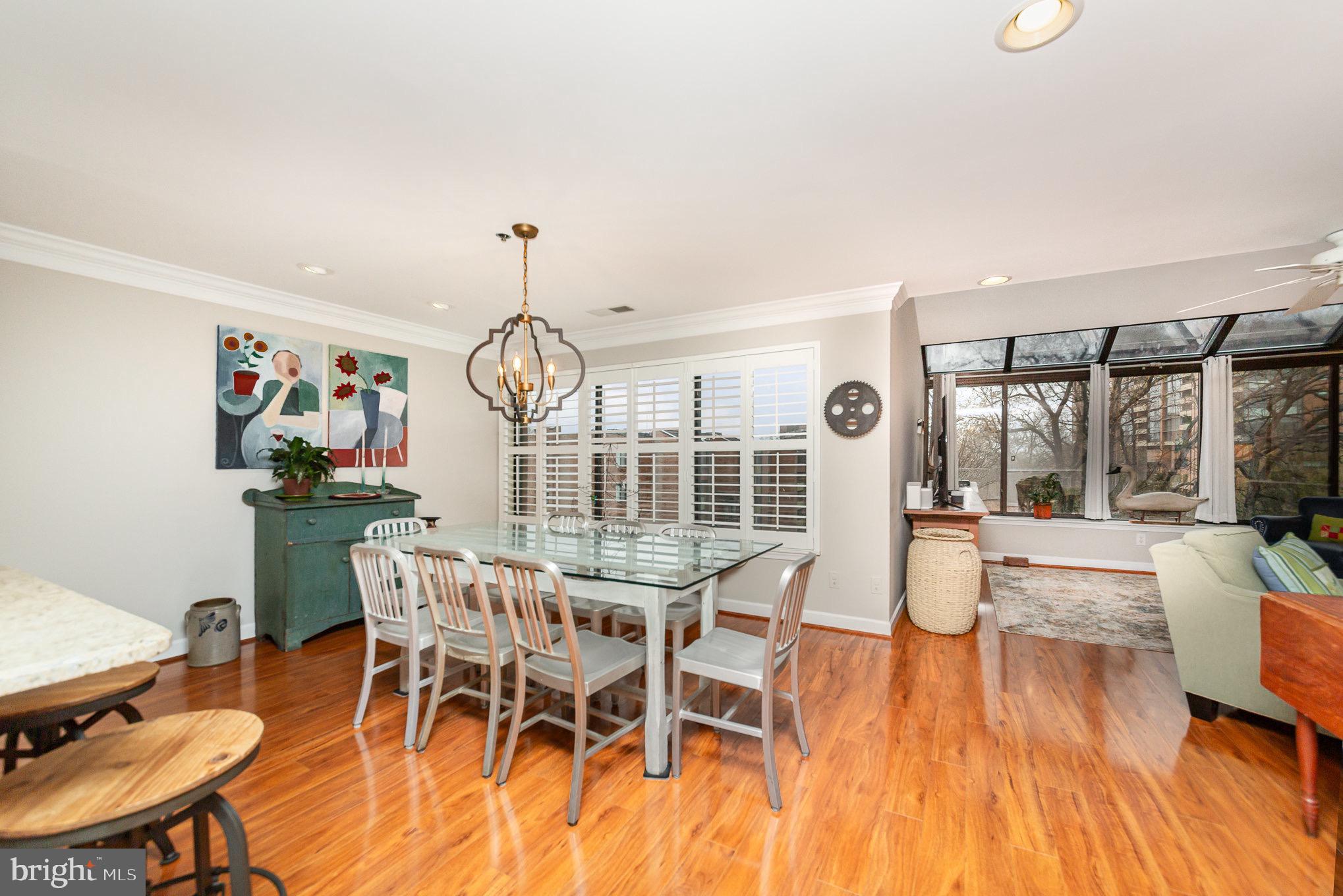 TOWSONGATE - Residential