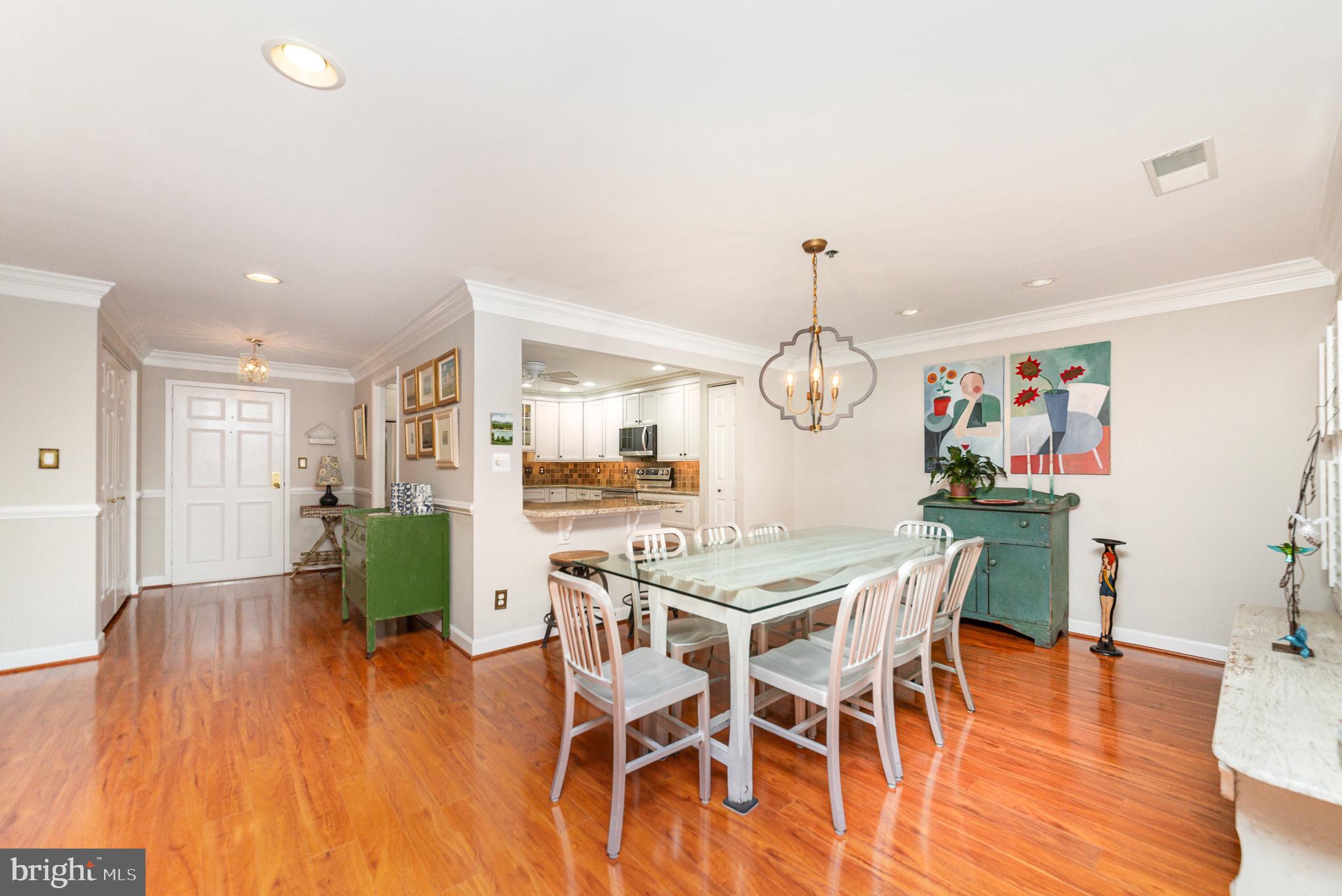 TOWSONGATE - Residential