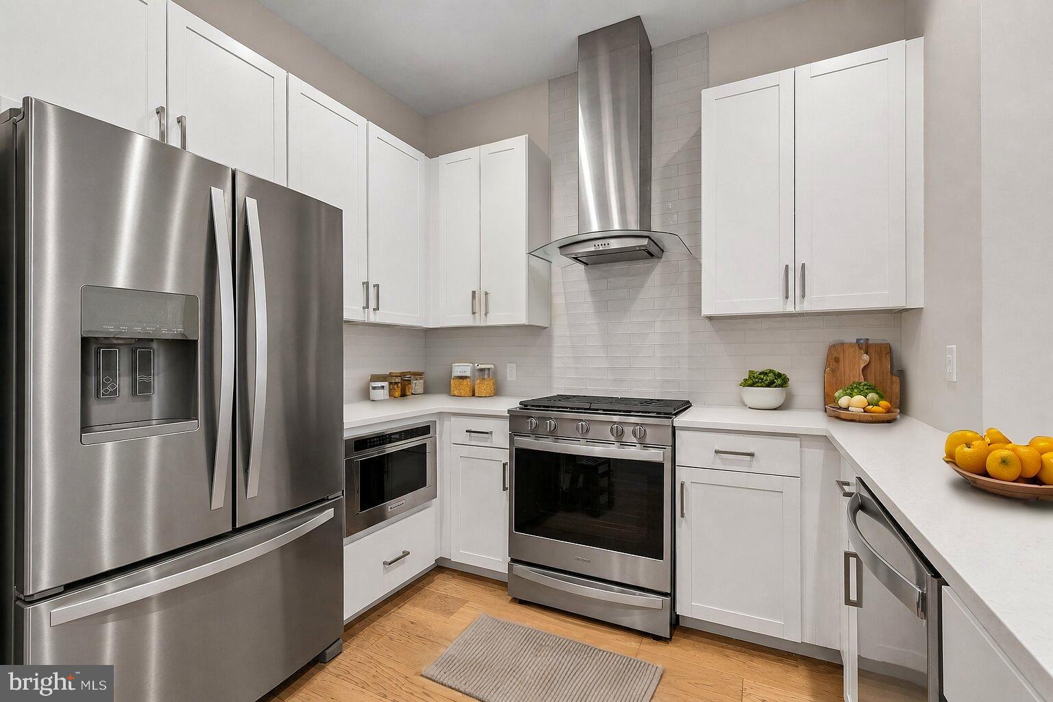 2000 CLARENDON BOULEVARD 203