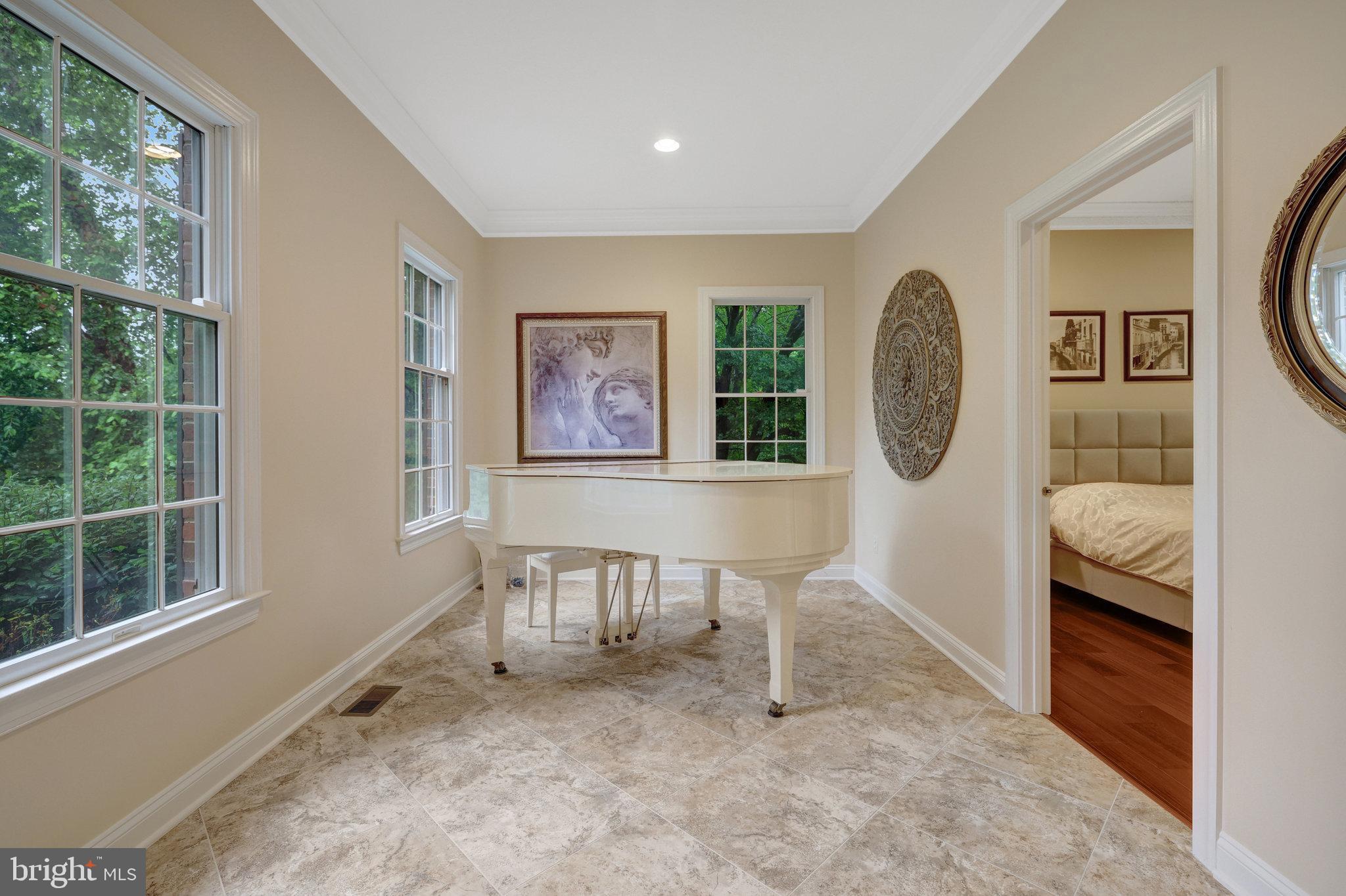 GREAT FALLS WOODS - Residential