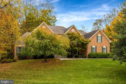 1011 Preserve Court, Great Falls, VA MLS: VAFX2265766