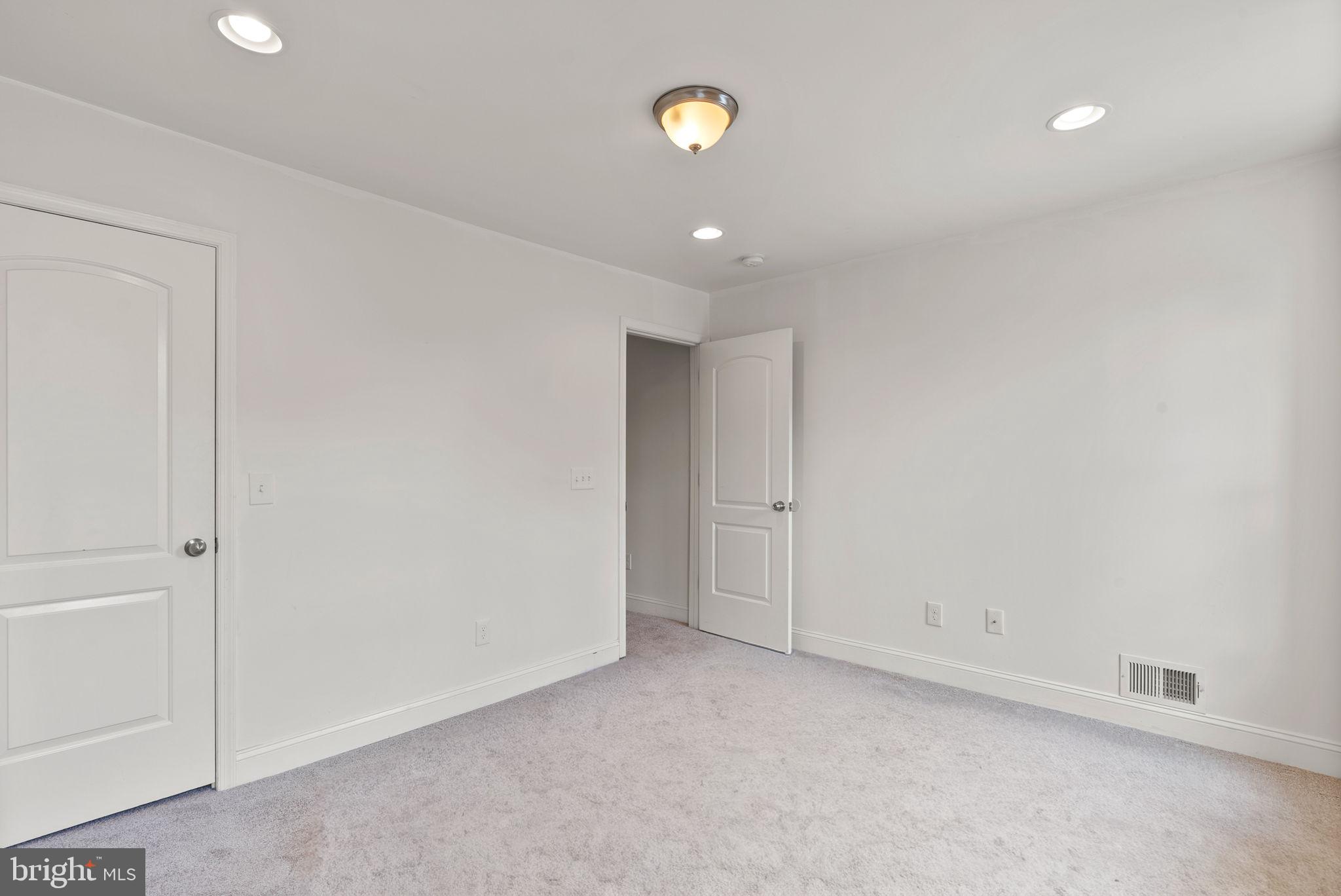 RESERVOIR HILL - Residential