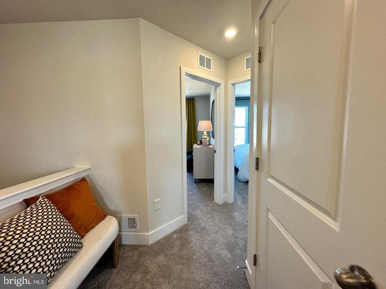 ST CHARLES - Residential