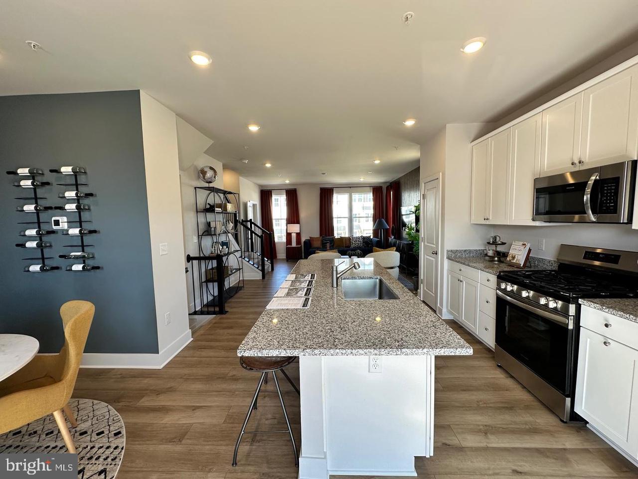 ST CHARLES - Residential