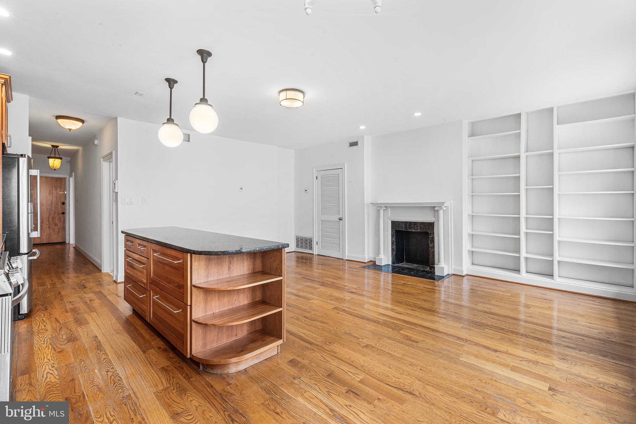WASHINGTON SQ WEST - Residential