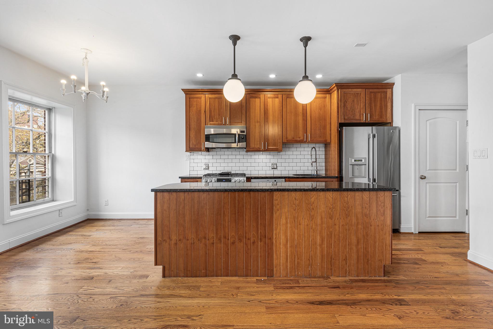 WASHINGTON SQ WEST - Residential