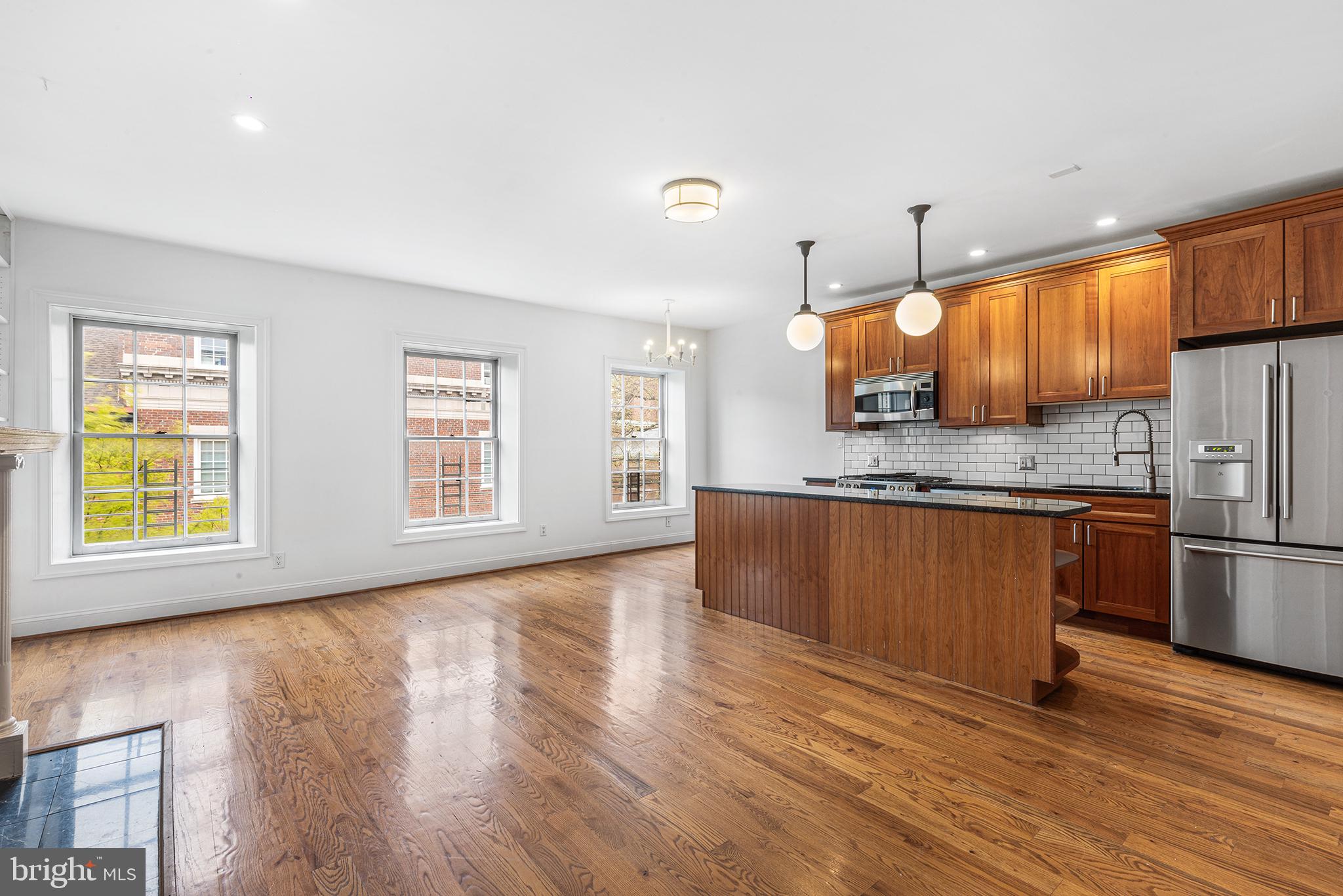 WASHINGTON SQ WEST - Residential