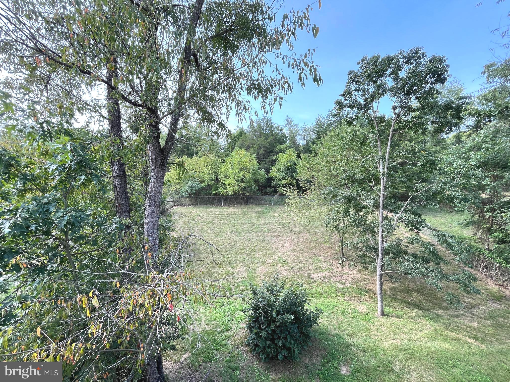 CAMERON ACRES - Residential