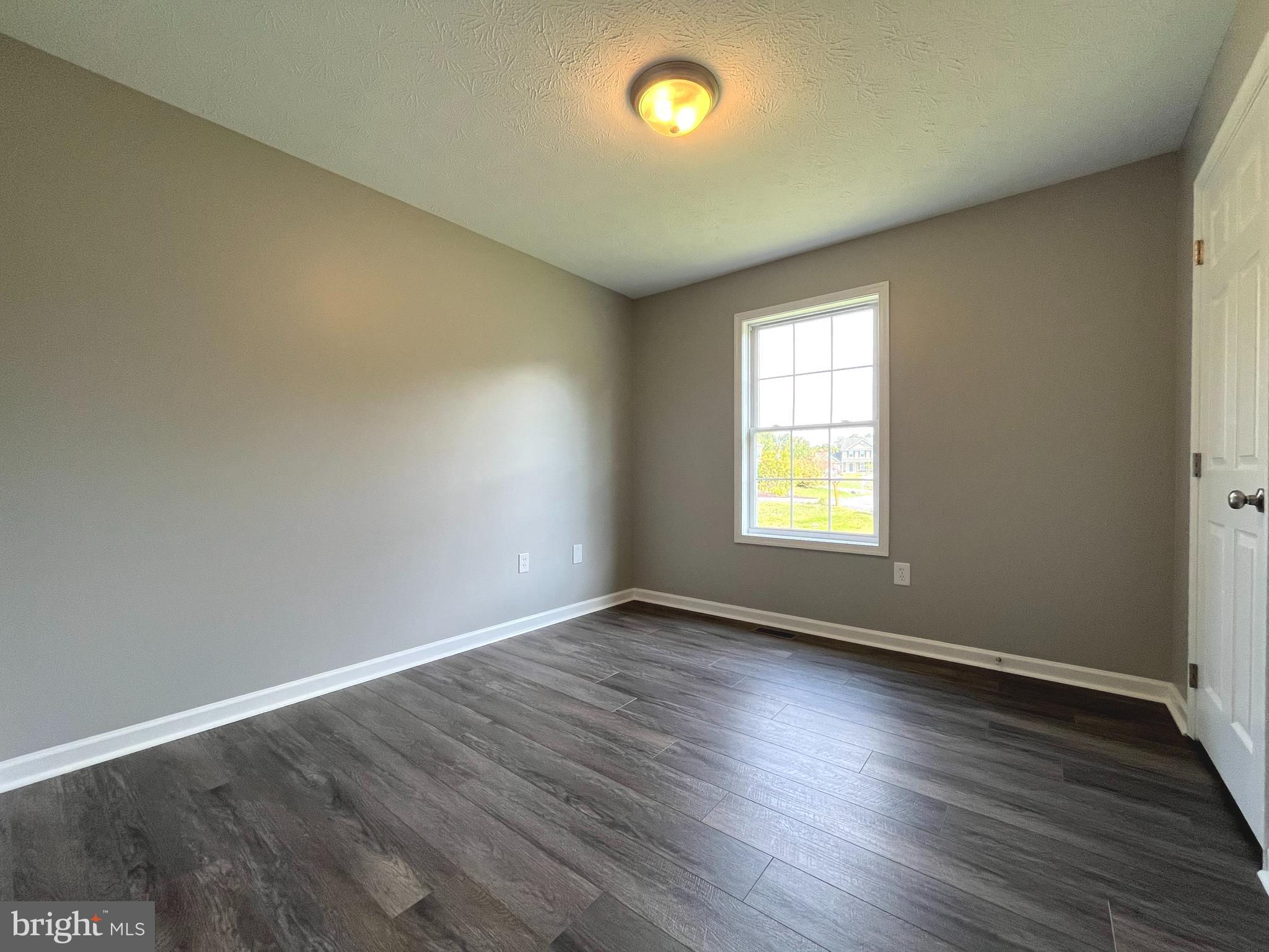 CAMERON ACRES - Residential