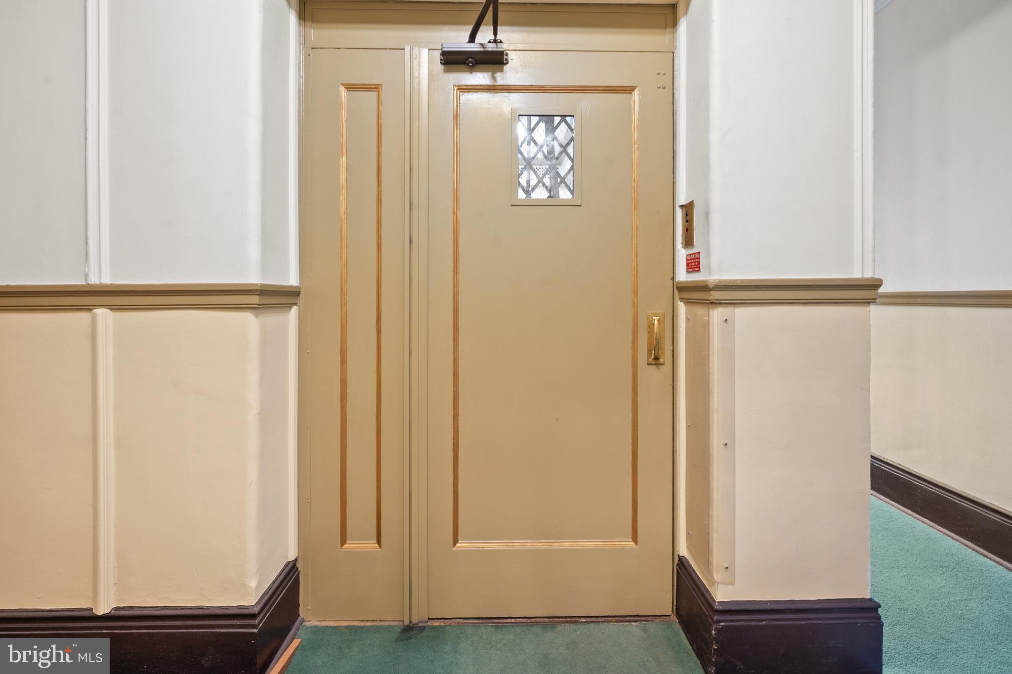 ROLAND PARK - Residential