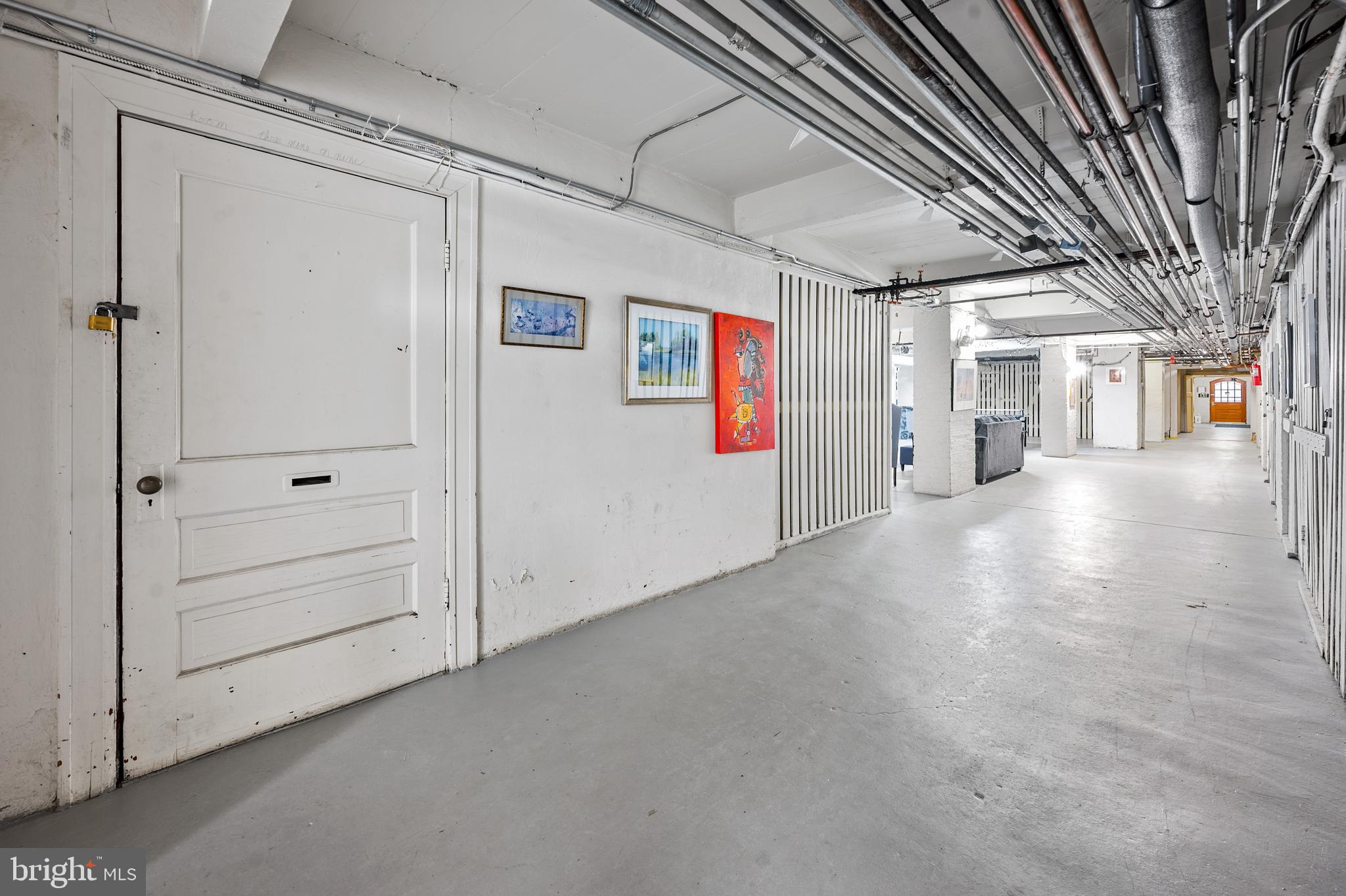 ROLAND PARK - Residential