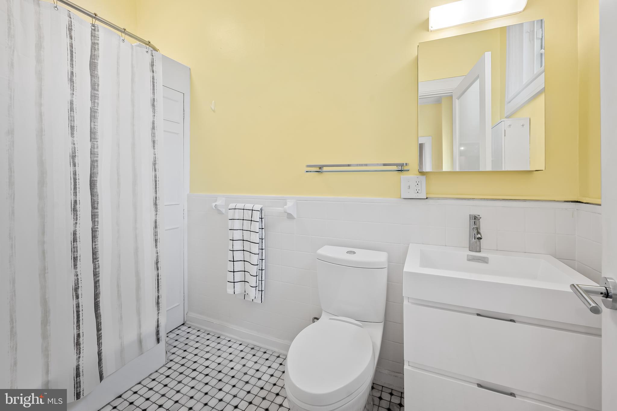 ROLAND PARK - Residential