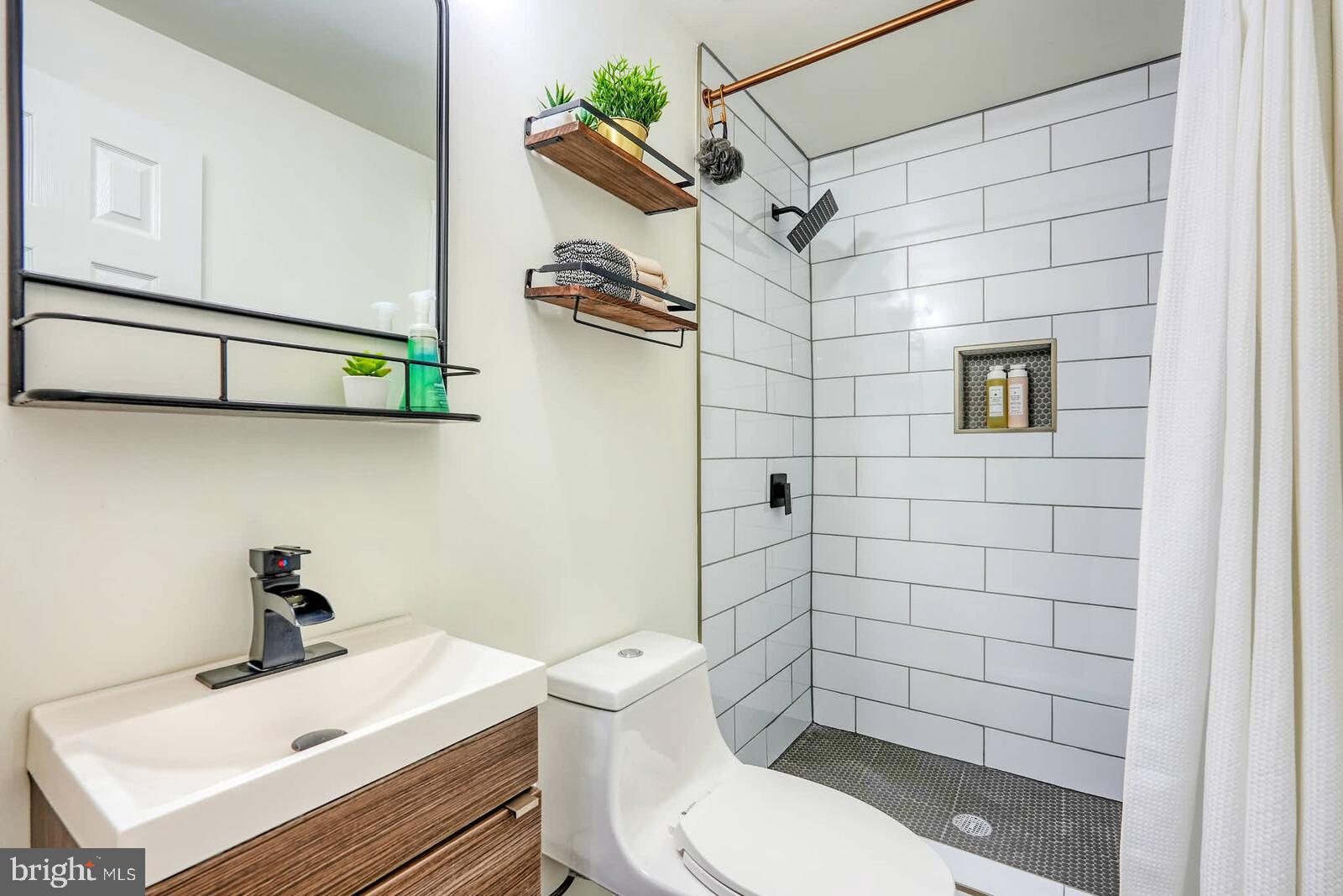 OLNEY OAKS - Residential