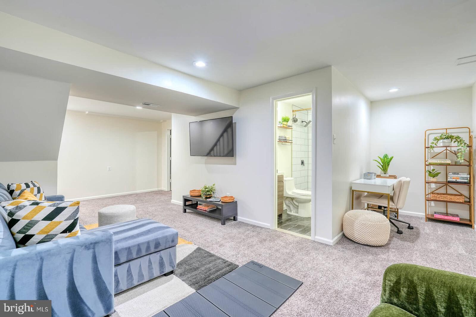 OLNEY OAKS - Residential