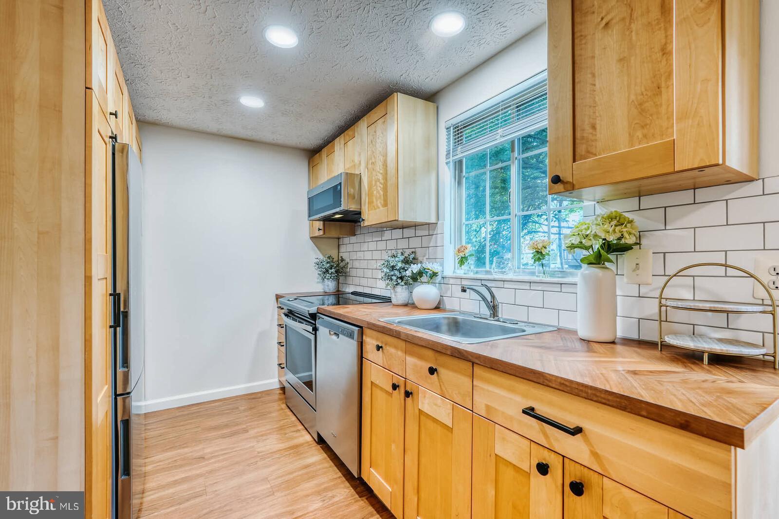 OLNEY OAKS - Residential