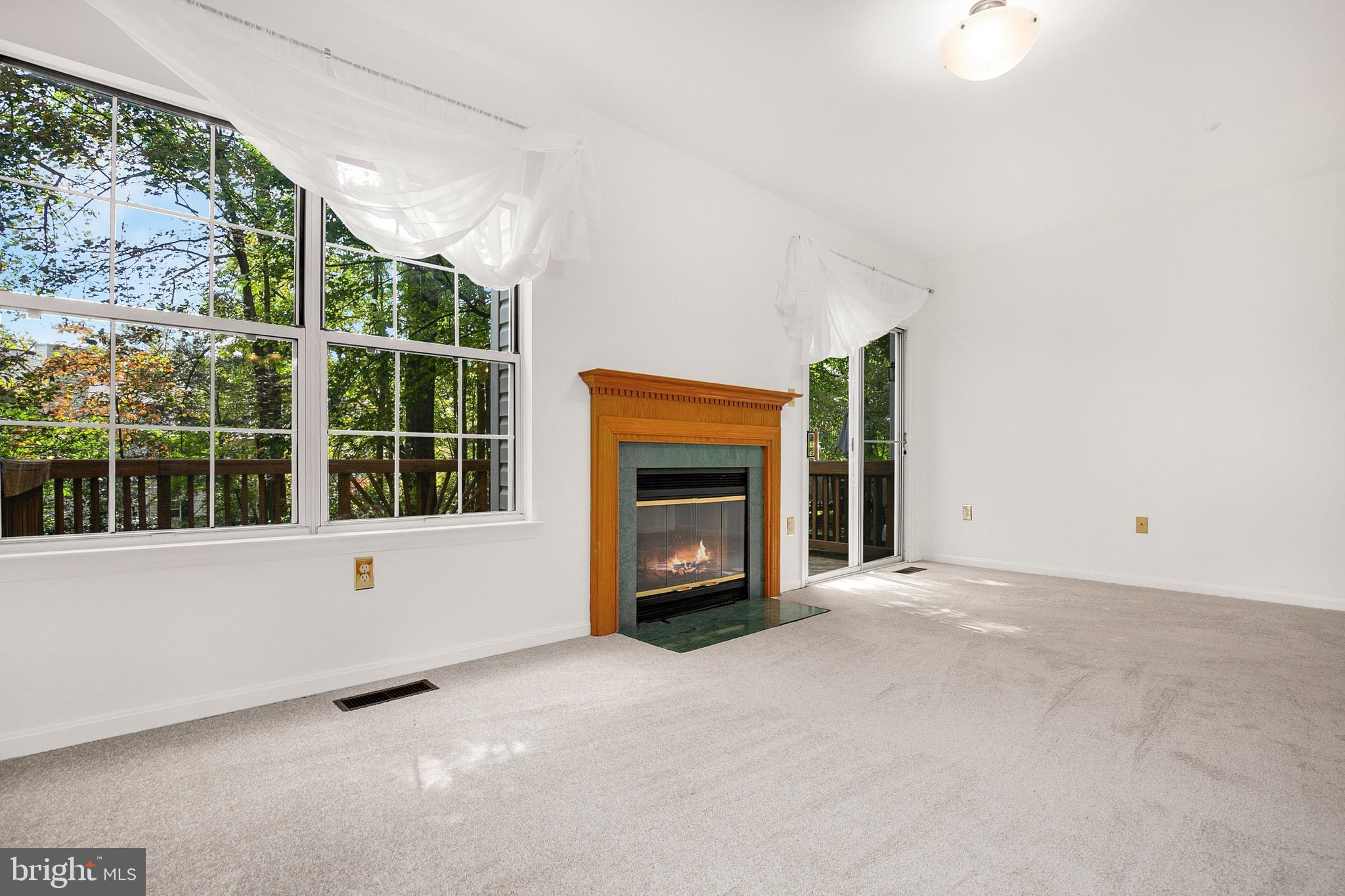 JAMES CREEK - Residential