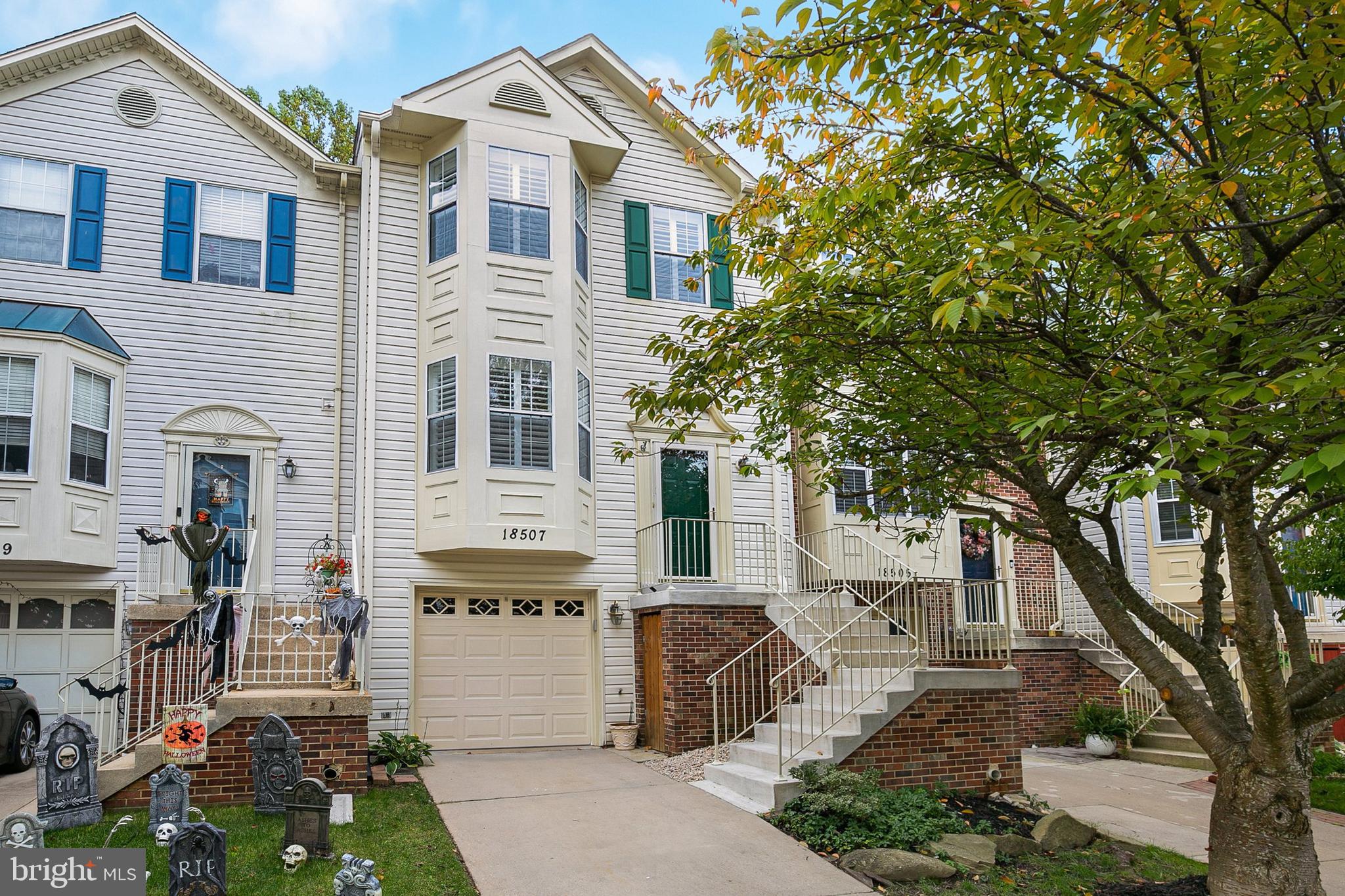 JAMES CREEK - Residential