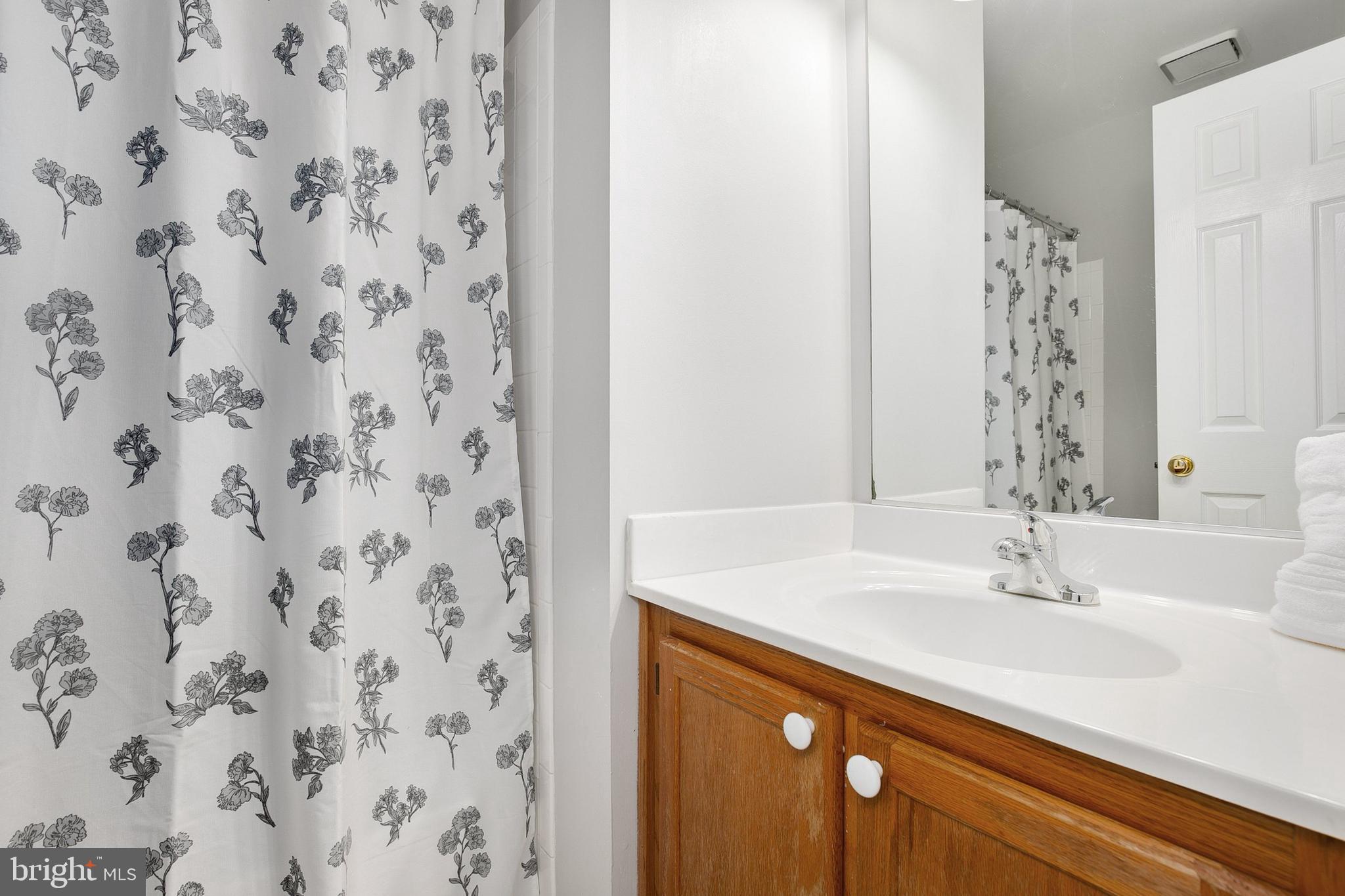 JAMES CREEK - Residential