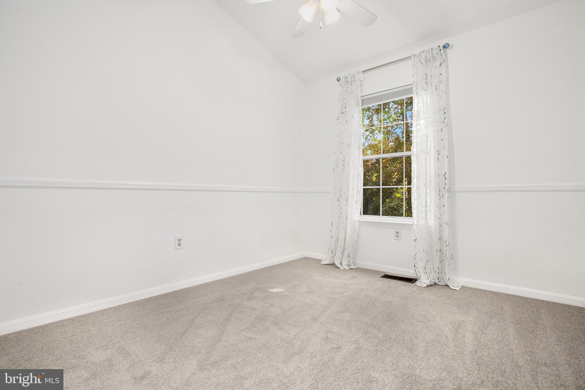 JAMES CREEK - Residential