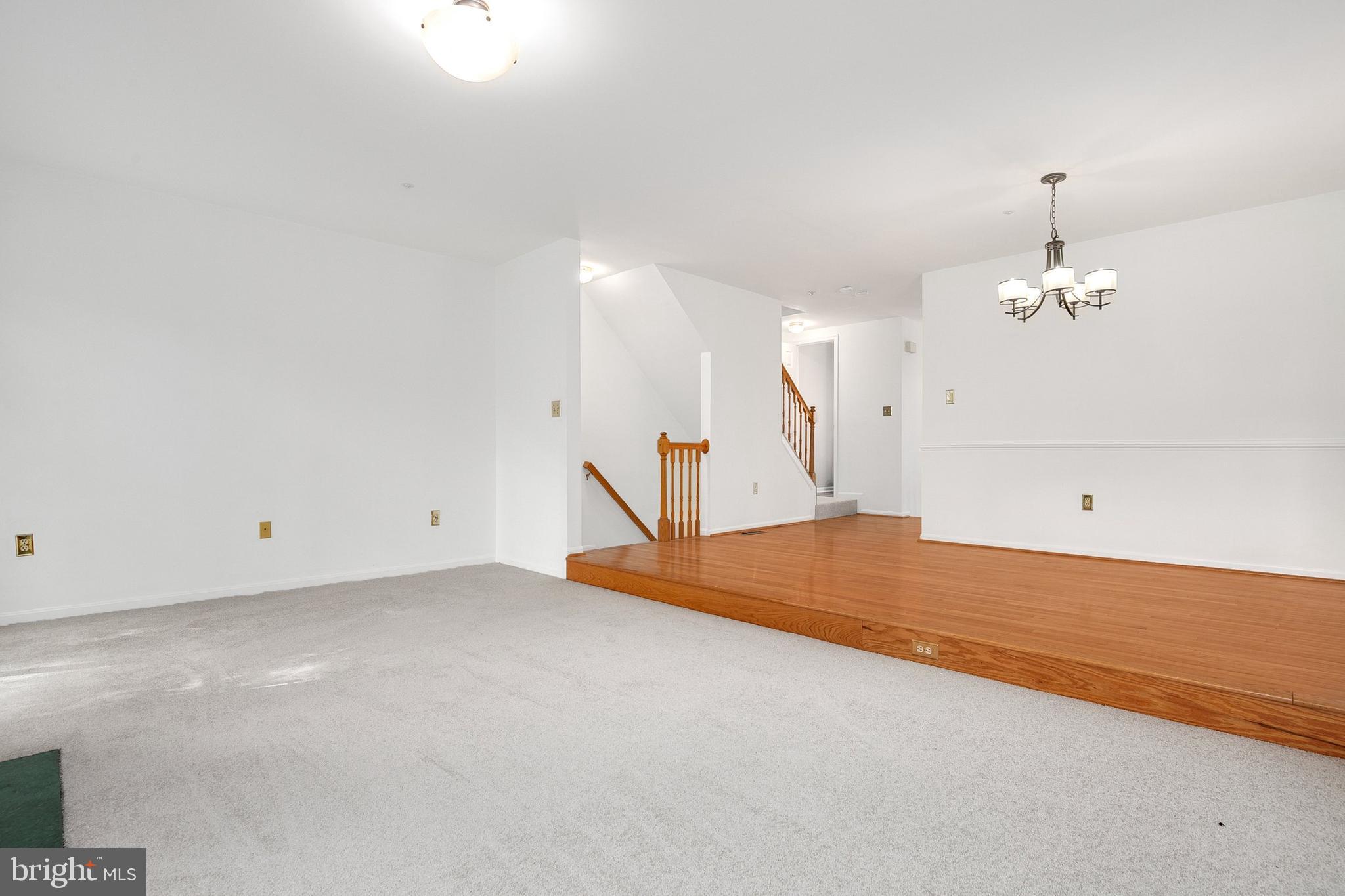 JAMES CREEK - Residential